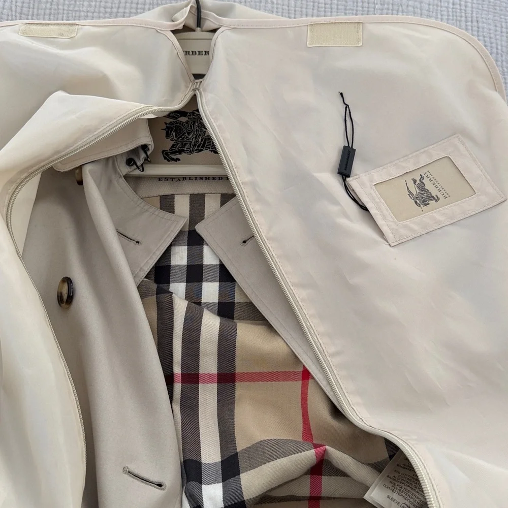 BURBERRY Women’s ‘Marystow’ Double Breasted Short Trench Coat US 12 “As Is” - Picture 5 of 16